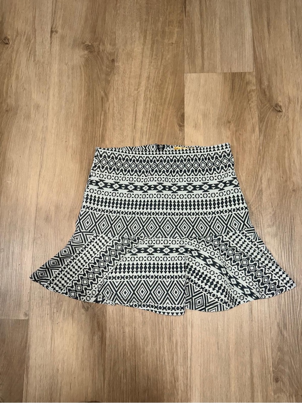 princess vera wang Black and White Geometric Circle Skirt
